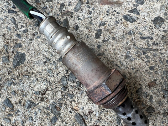 symptoms of faulty o2 sensor